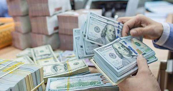 Tỷ giá vẫn ‘căng’ dù NHNN đã bán can thiệp 3 tỷ USD Tỷ giá vẫn ‘căng’ dù NHNN đã bán can thiệp 3 tỷ USD
