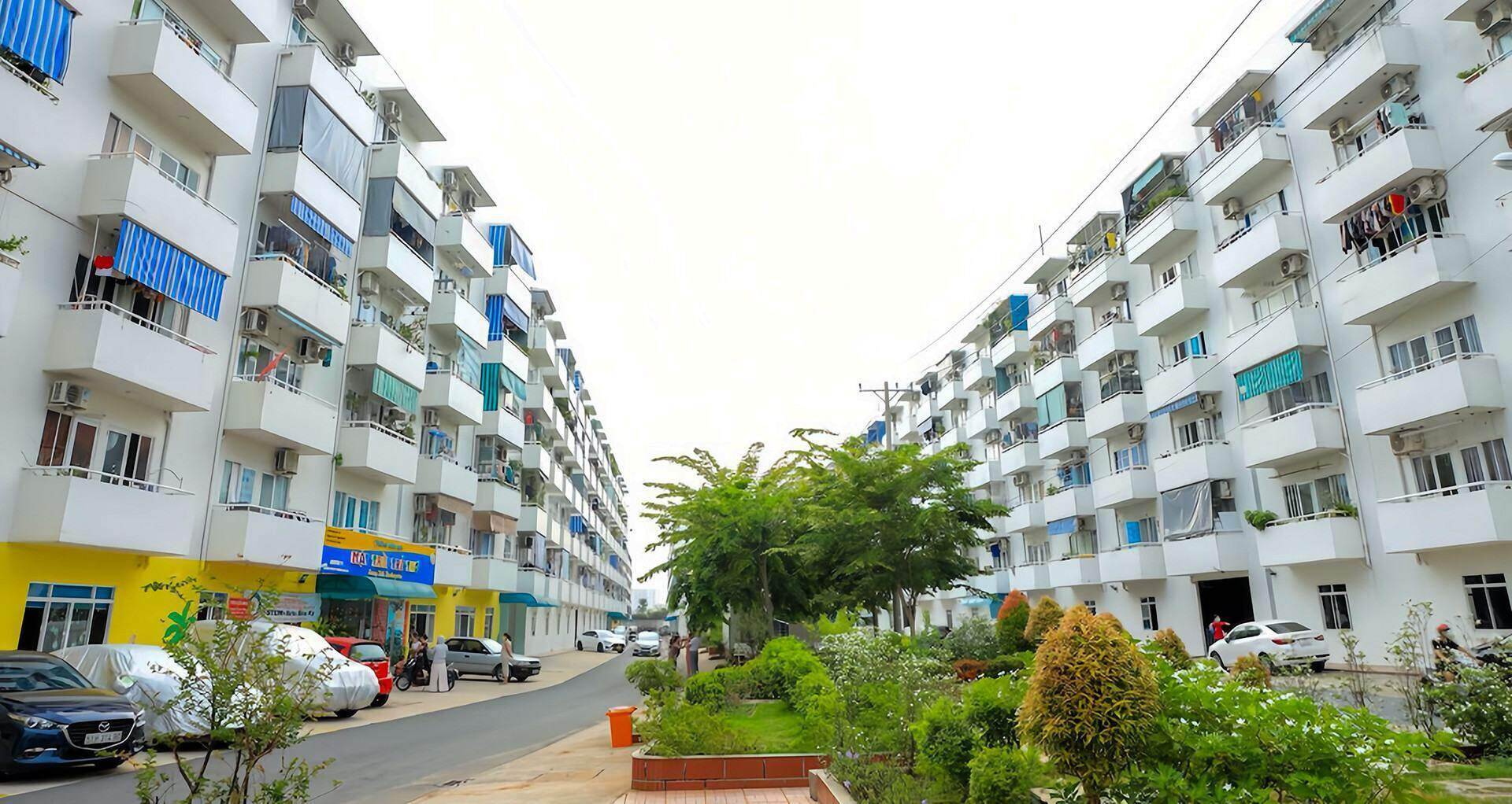 Nhà giá rẻ gần 1.000 căn hộ tại TP.HCM bàn giao 5 năm vẫn chưa nghiệm thu