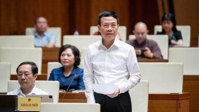 Bộ trưởng Nguyễn Mạnh Hùng: Phát triển các công cụ số để quản lý thương mại điện tử