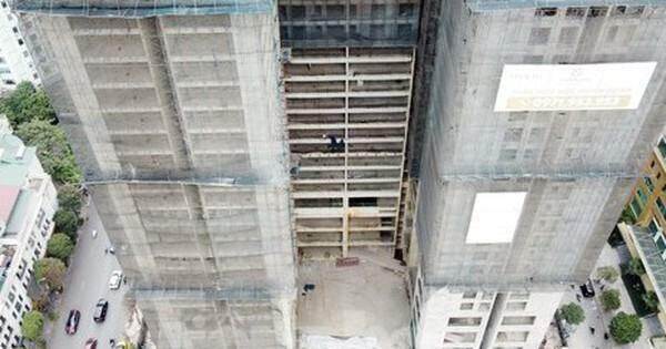Cận cảnh dự án chung cư ‘nghìn tỷ’ 4 lần lùi lịch bàn giao nhà Cận cảnh dự án chung cư ‘nghìn tỷ’ 4 lần lùi lịch bàn giao nhà