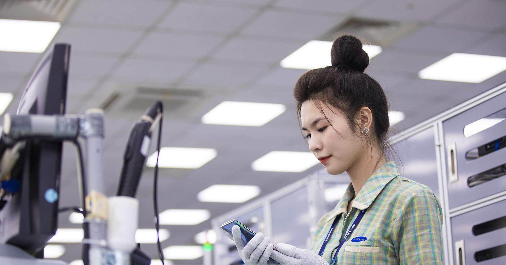 Doanh nghiệp điện tử Việt ‘mơ quá xa để tuột tay cơ hội gần kề’