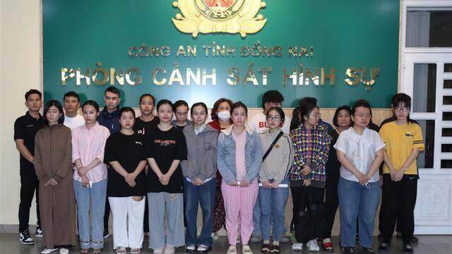 Lập dự án ảo để lừa đảo chiếm đoạt tài sản khách hàng