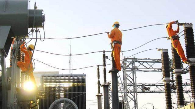 Tiêu thụ điện toàn quốc tiếp tục lập kỷ lục mới Tiêu thụ điện toàn quốc tiếp tục lập kỷ lục mới