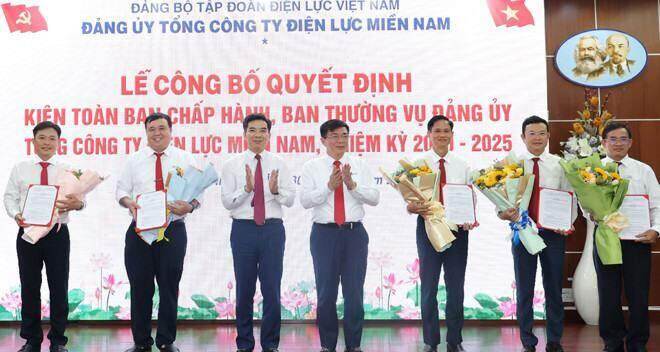 Tổng công ty Điện lực miền Nam bổ nhiệm nhiều cán bộ mới Tổng công ty Điện lực miền Nam bổ nhiệm nhiều cán bộ mới