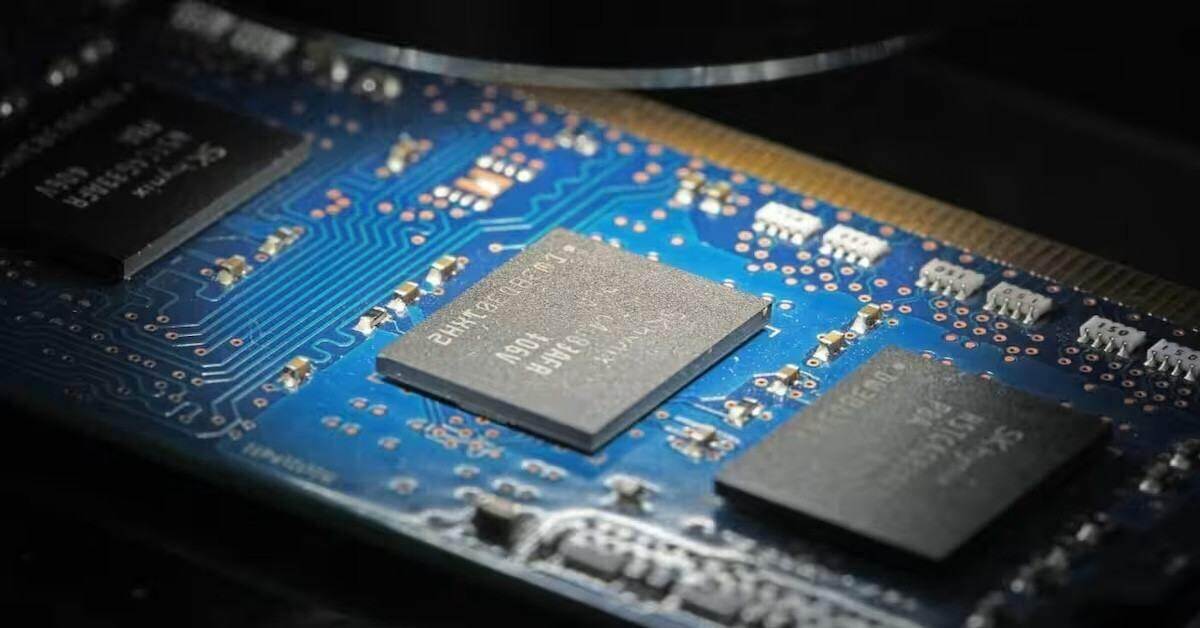 Trung Quốc đẩy mạnh nhập khẩu máy đúc chip kém tiên tiến