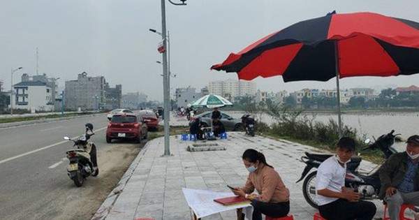 Vì sao người mua vẫn thờ ơ?