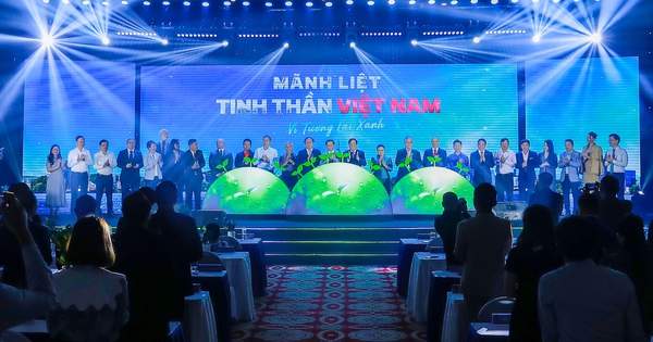 Vingroup phát động chiến dịch “Mãnh liệt Tinh thần Việt Nam Vingroup phát động chiến dịch “Mãnh liệt Tinh thần Việt Nam