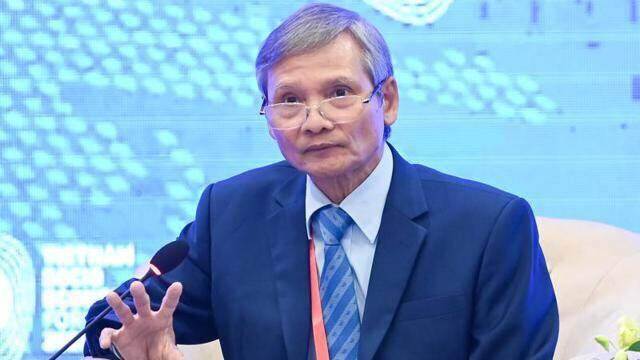 Không nên giảm sốc giá vàng trong nước Không nên giảm sốc giá vàng trong nước