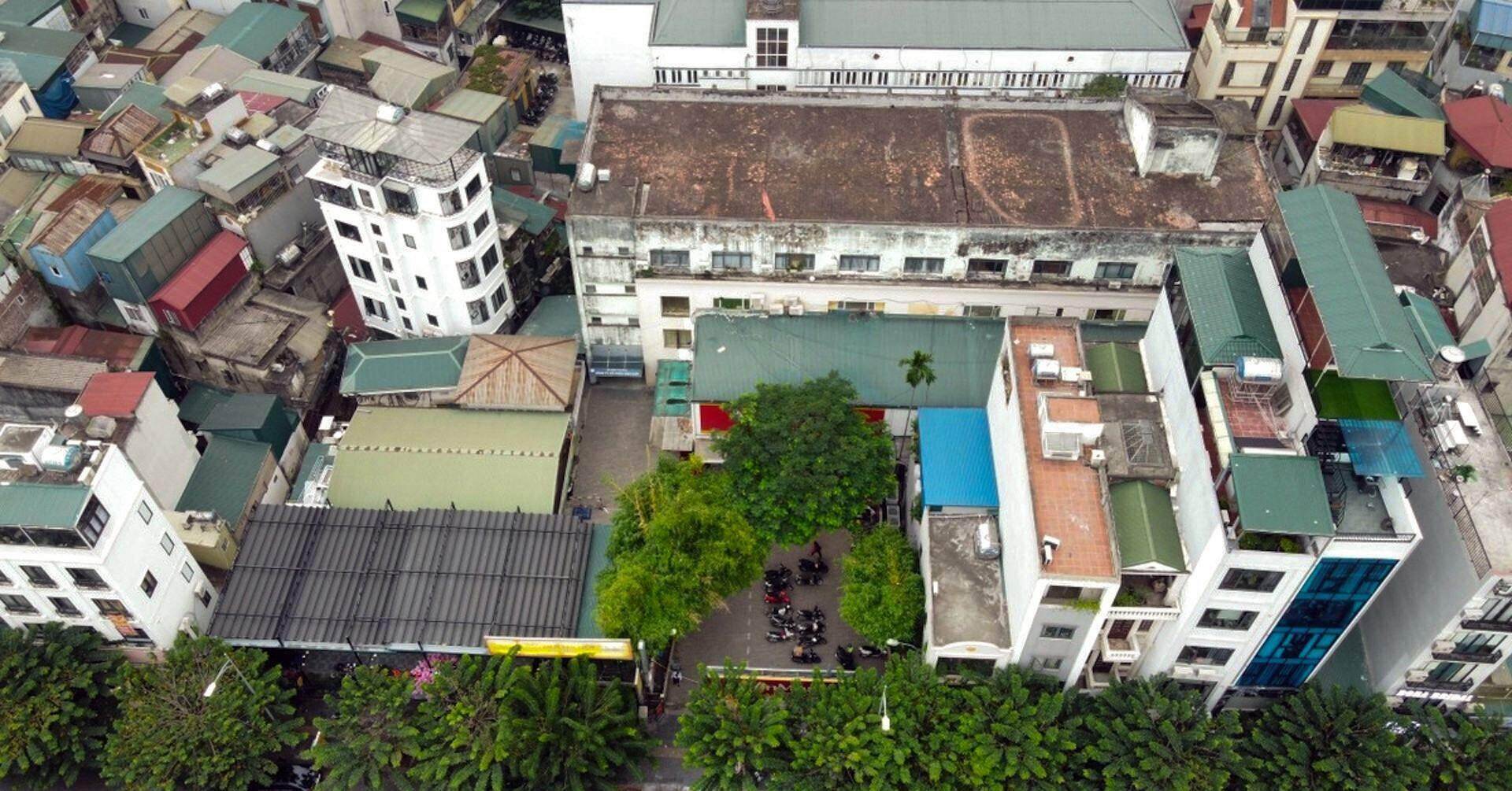 Hà Nội nói về ‘đất vàng cho thuê làm siêu thị, trường mầm non phải ở nhờ’ Hà Nội nói về ‘đất vàng cho thuê làm siêu thị, trường mầm non phải ở nhờ’