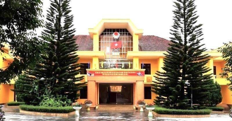 39 lô biệt thự ở thị trấn được ví như ‘Đà Lạt thu nhỏ’ bị phát thông báo thu hồi 39 lô biệt thự ở thị trấn được ví như ‘Đà Lạt thu nhỏ’ bị phát thông báo thu hồi