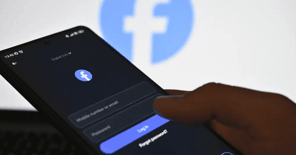 Facebook bị lỗi, người dùng Việt lo bị hack Facebook bị lỗi, người dùng Việt lo bị hack