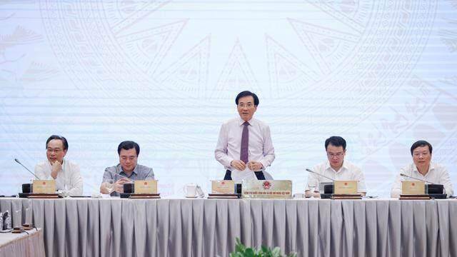 Tăng trưởng quý 2/2024 vượt kịch bản, các cân đối lớn của nền kinh tế được đảm bảo