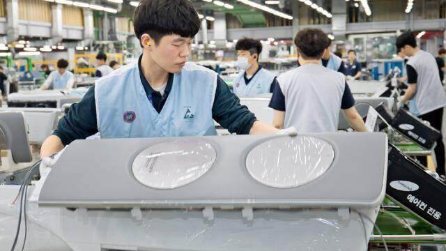 Vật lộn với cuộc khủng hoảng lao động, Samsung có nguy cơ để các kỹ sư rơi vào tay đối thủ SK Hynix
