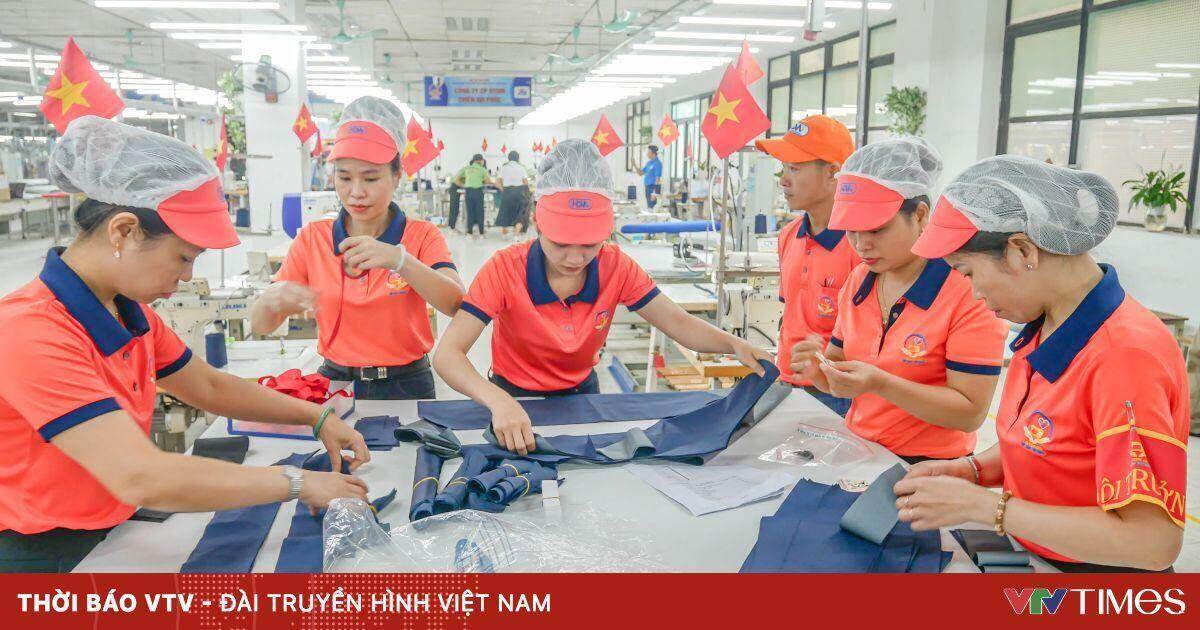 Miễn, giảm thuế, phí: “Phao cứu sinh” cho doanh nghiệp vừa và nhỏ Miễn, giảm thuế, phí: “Phao cứu sinh” cho doanh nghiệp vừa và nhỏ