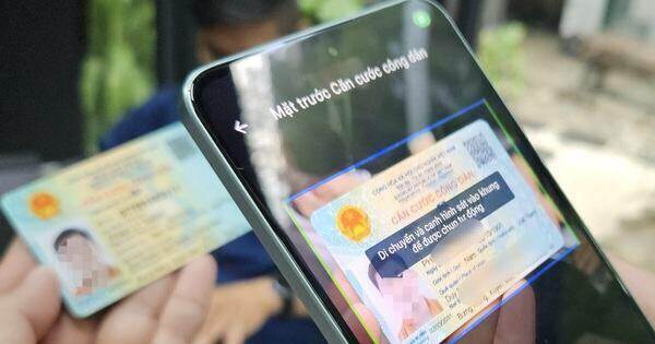 Xác thực sinh trắc học để chuyển tiền vẫn “nóng”
