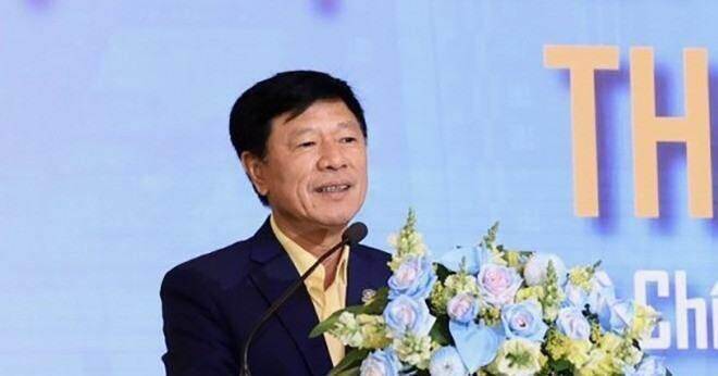 Chủ tịch Địa ốc Hoàng Quân bị tạm hoãn xuất cảnh