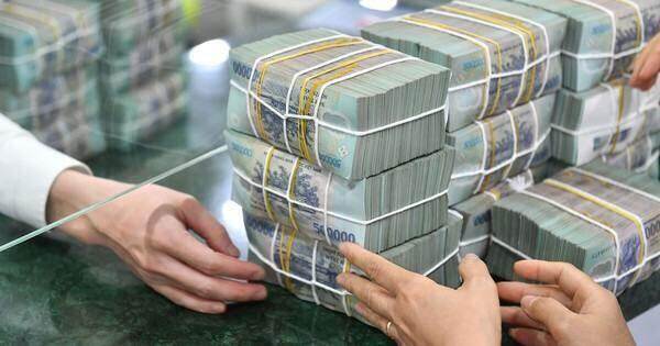 “Đột biến” 500 nghìn tỷ đồng bơm ra thị trường trong 1 tháng, liệu có bất thường?
