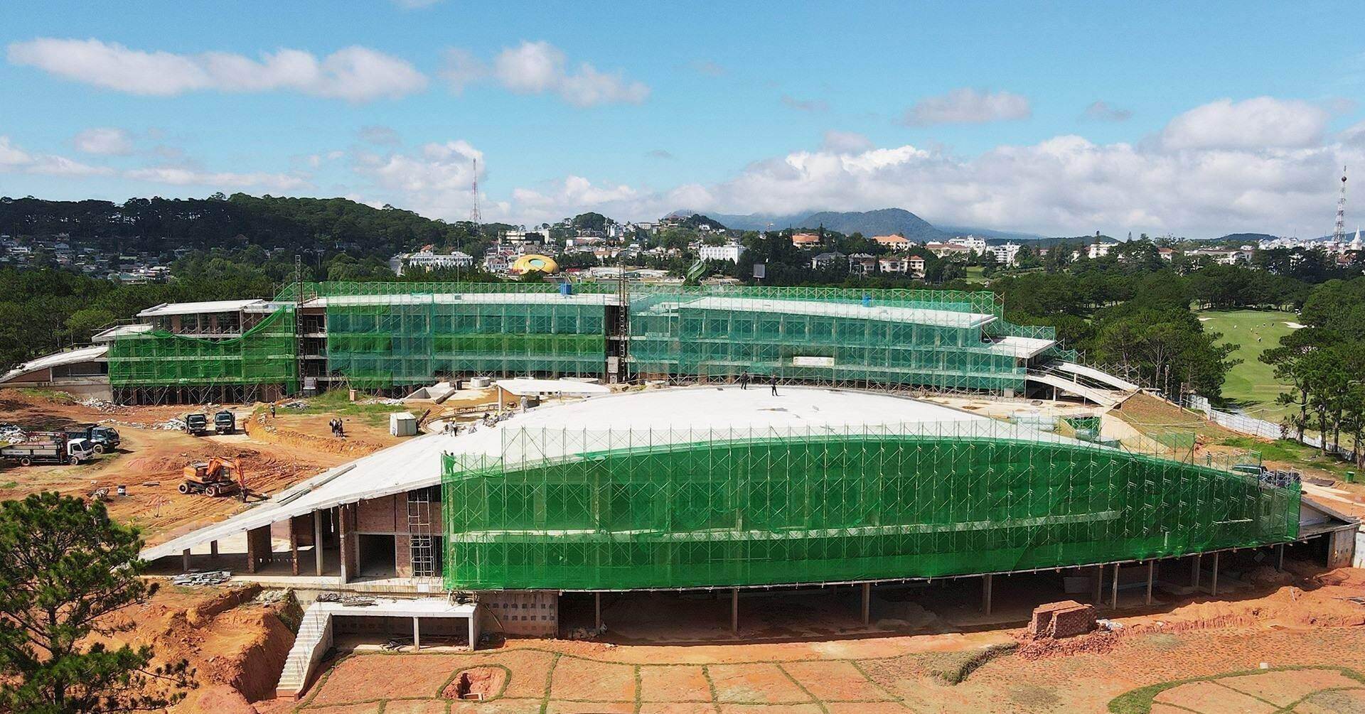 Dự án sân golf Đồi Cù Đà Lạt ‘không còn đất rừng phòng hộ’