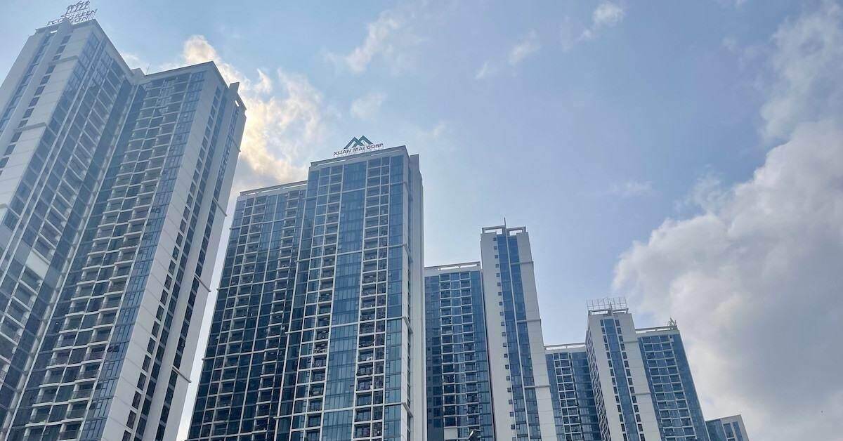 Giá trung bình căn hộ TPHCM lập đỉnh, đất nền tăng gấp đôi sau 8 năm 