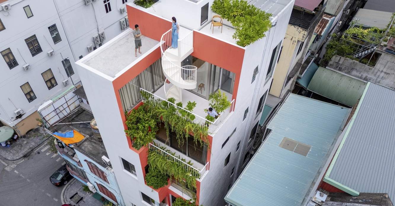 Nhà phố ban công xanh đẹp mê mẩn giữa đô thị biển Hạ Long Nhà phố ban công xanh đẹp mê mẩn giữa đô thị biển Hạ Long