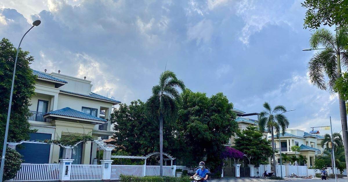 TPHCM cưỡng chế hơn 800m2 công trình xây ‘chui’ tại Khu dân cư Senturia Vườn Lài TPHCM cưỡng chế hơn 800m2 công trình xây ‘chui’ tại Khu dân cư Senturia Vườn Lài