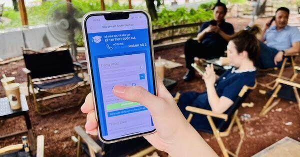 Nộp phí xét tuyển Đại học, Cao đẳng 2024 tiện lợi bằng QR đa năng VNPT Money Nộp phí xét tuyển Đại học, Cao đẳng 2024 tiện lợi bằng QR đa năng VNPT Money