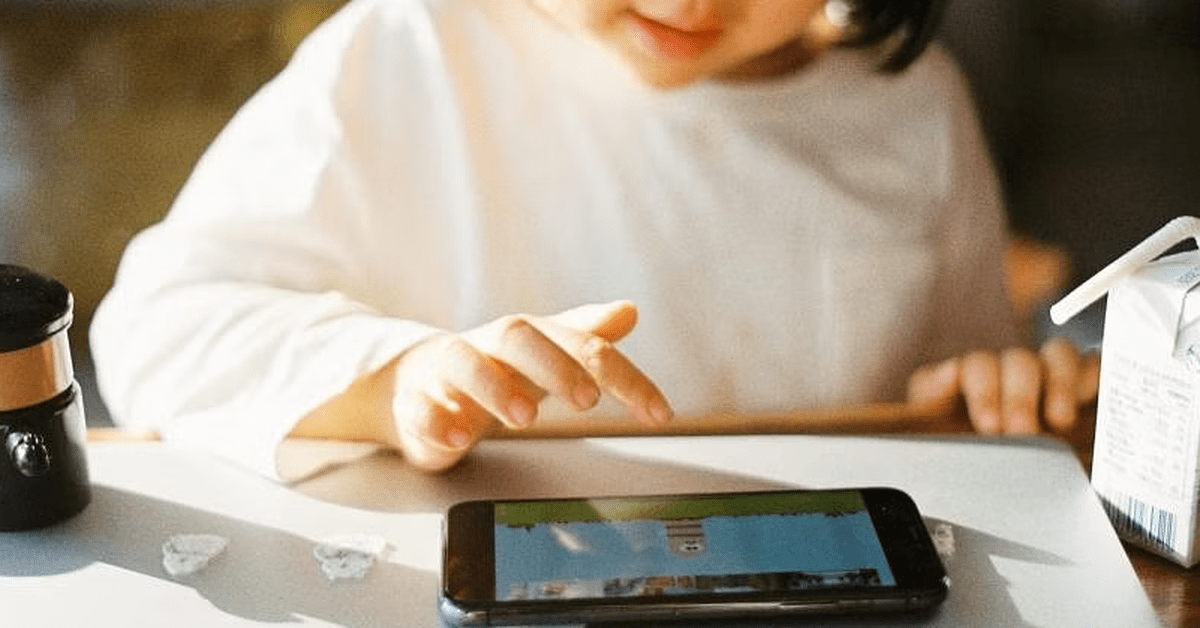 ‘Ông lớn’ di động khuyến cáo không cho trẻ dưới 11 tuổi dùng smartphone
