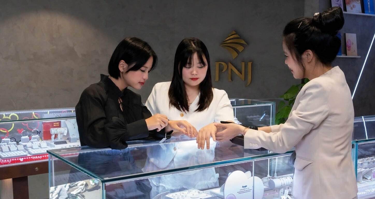 PNJ ghi nhận doanh thu hơn 24.000 tỷ đồng sau 7 tháng