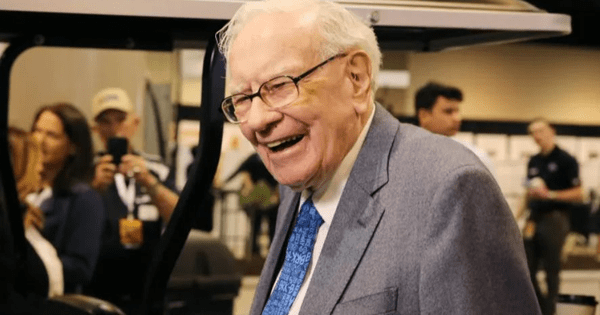 Berkshire Hathaway của Warren Buffett cán mốc vốn hoá 1.000 tỷ USD, lập kỷ lục công ty phi công nghệ đầu tiên của Mỹ đạt thành tựu mơ ước