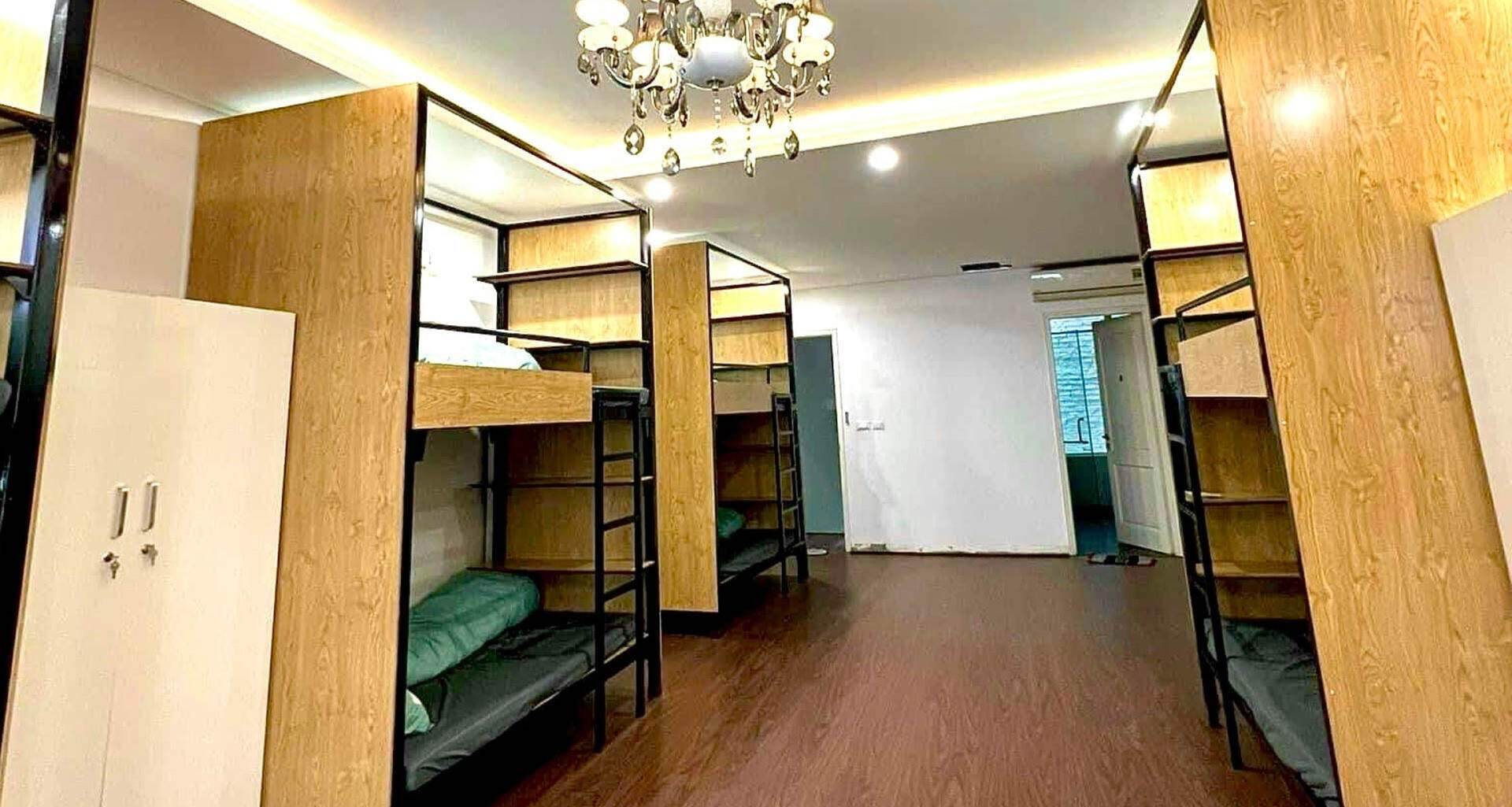 Chẻ phòng trọ 25m2 thành dormstay 6 giường, cho thuê giá chỉ hơn 1 triệu