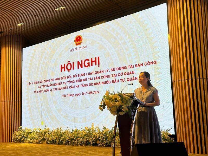 Hoàn thiện hệ thống pháp luật để quản lý sử dụng tài sản công tiết kiệm hiệu quả Hoàn thiện hệ thống pháp luật để quản lý sử dụng tài sản công tiết kiệm hiệu quả