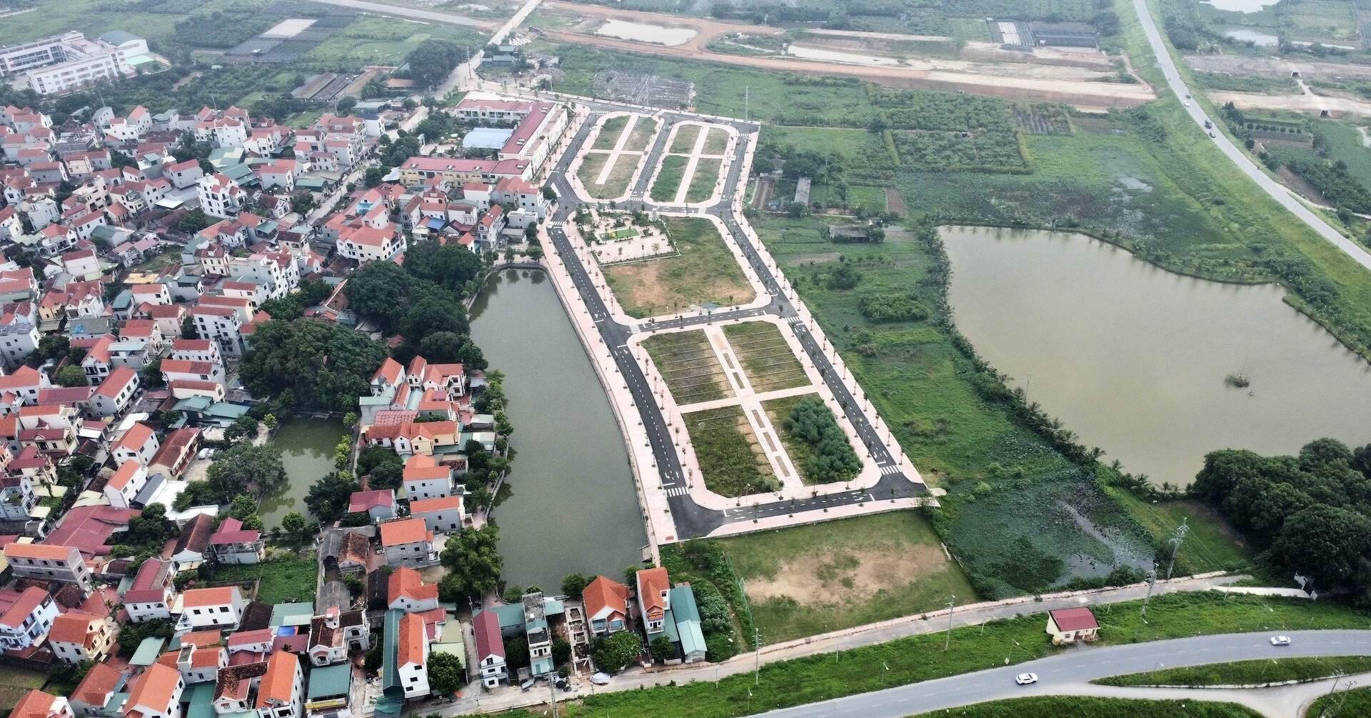 Huyện Hoài Đức tạm hoãn đấu giá đất sau loạt chỉ đạo nóng về kiểm tra