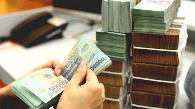 Ngân hàng Nhà nước cho phép ngân hàng tự “nới room” tín dụng Ngân hàng Nhà nước cho phép ngân hàng tự “nới room” tín dụng