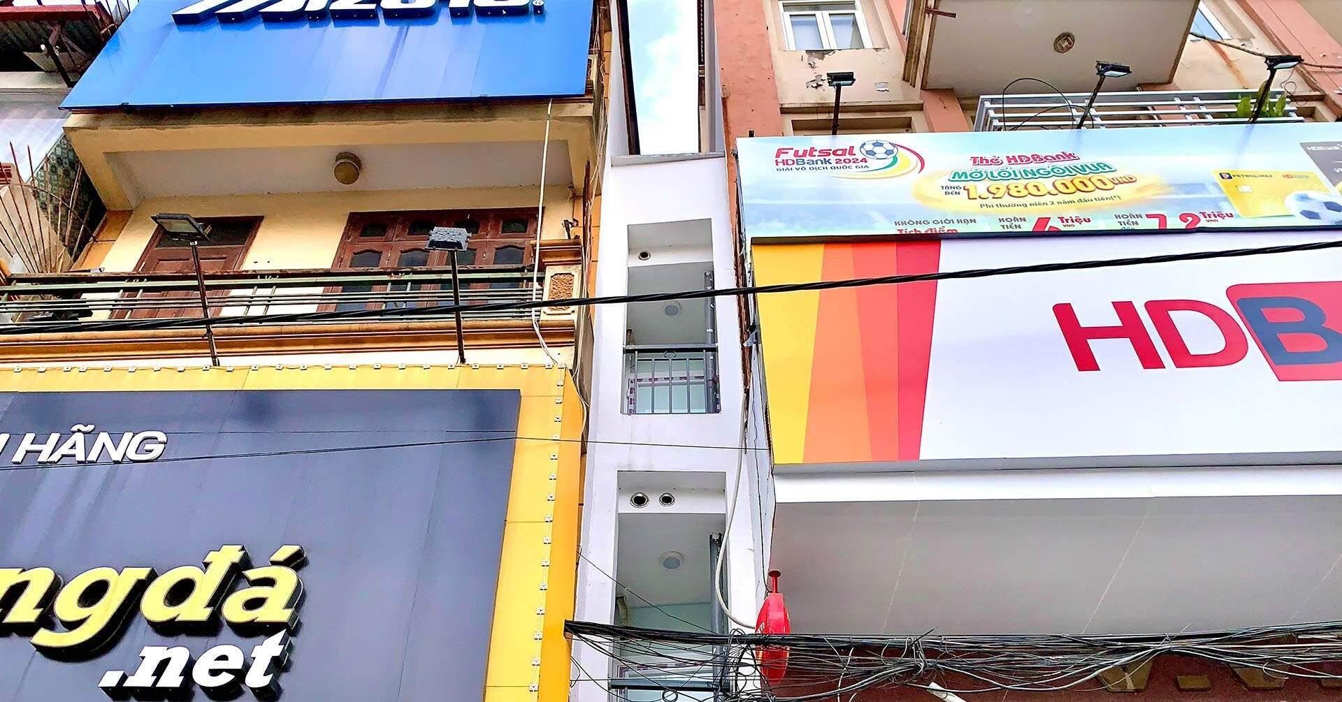 Căn nhà có một không hai ở Hà Nội ôm 2 căn hộ trên 10 tỷ ở thuê 3,5 triệu/tháng