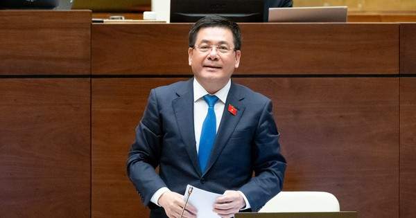 Bộ trưởng Bộ Công Thương bị truy các livestream hàng trăm tỷ đồng/ngày là “thật” hay “ảo”