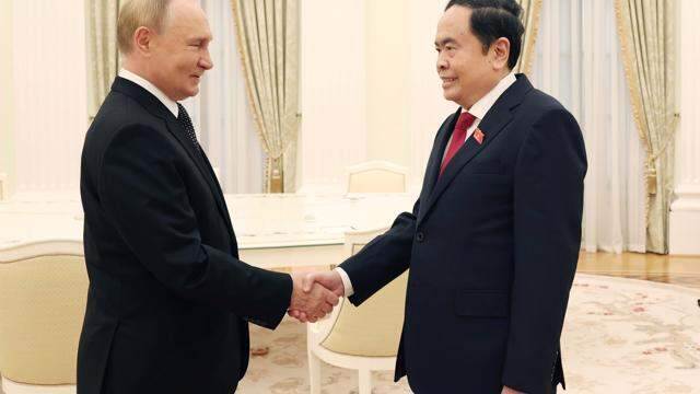 Chủ tịch Quốc hội Trần Thanh Mẫn hội kiến Tổng thống Nga Vladimir Putin