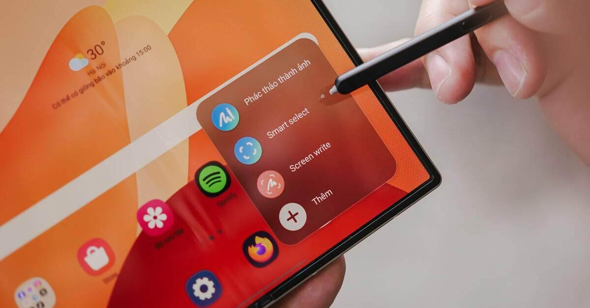 Đắm mình trong thế giới sáng tạo cùng bộ đôi S Pen và Galaxy Z Fold6