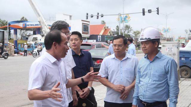 Hải Phòng dồn toàn lực khắc phục lưới điện, thắp sáng lại thành phố Hải Phòng dồn toàn lực khắc phục lưới điện, thắp sáng lại thành phố
