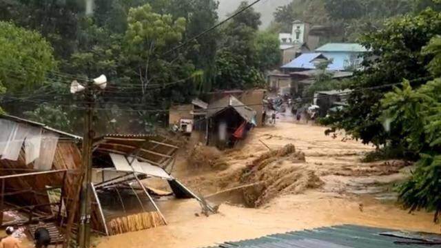 Nguy cơ lũ quét, sạt lở đất vùng núi Bắc Bộ, Thanh Hóa và Nghệ An ở mức rất cao