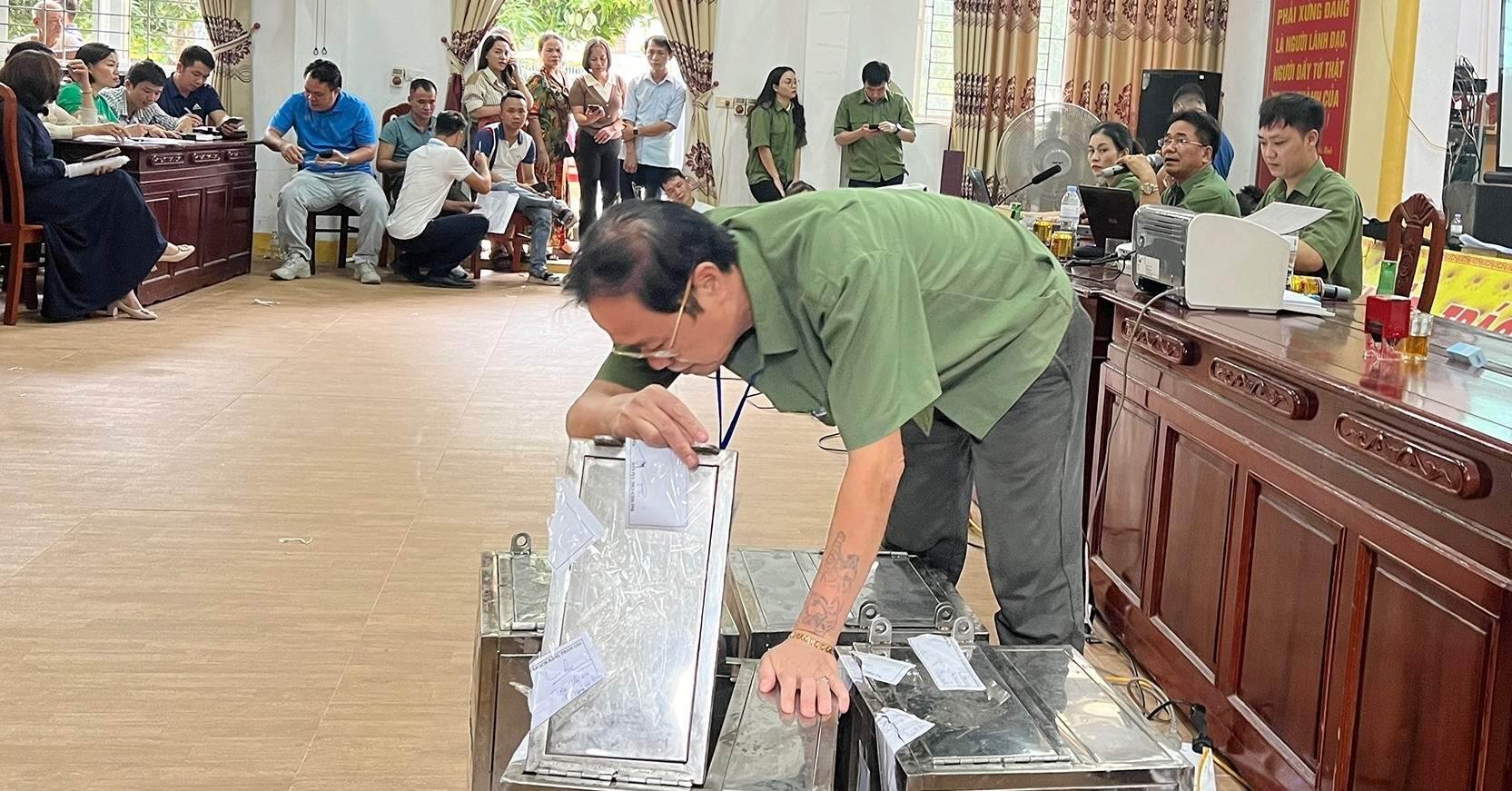 Đấu giá đất ven đại lộ Vinh Đấu giá đất ven đại lộ Vinh