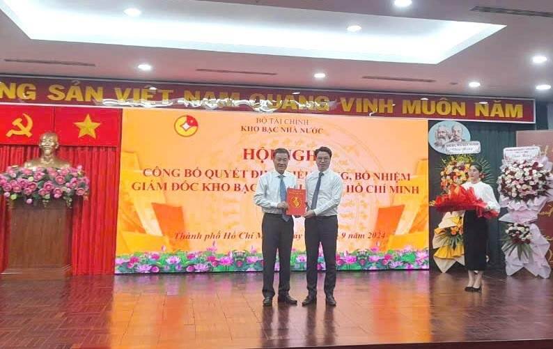 Ông Lê Thanh Phương được bổ nhiệm làm Giám đốc Kho bạc Nhà nước TP Hồ Chí Minh Ông Lê Thanh Phương được bổ nhiệm làm Giám đốc Kho bạc Nhà nước TP Hồ Chí Minh