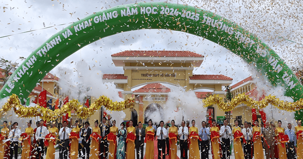 Thêm một ngôi trường 100 tỷ do VPBank tài trợ được khánh thành tại Long An Thêm một ngôi trường 100 tỷ do VPBank tài trợ được khánh thành tại Long An