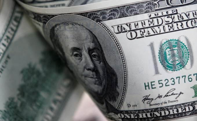 Dollar rises against dong on black market