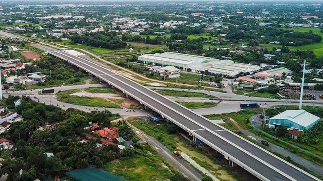 Đưa vào khai thác một phần cao tốc Bến Lức – Long Thành trước Tết