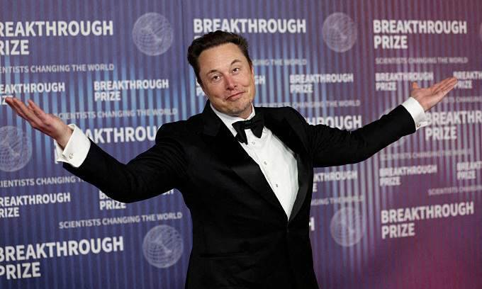 Elon Musk’s wealth soars B a day, outperforming LVMH chairman Bernard Arnault