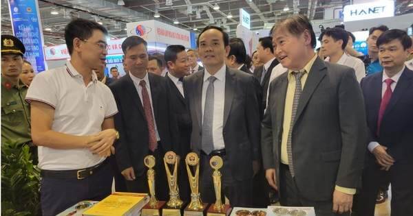 Giải pháp để Việt Nam chuyển đổi xanh hướng tới phát triển bền vững