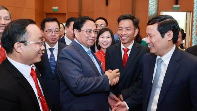Tạo thể chế thông thoáng, hạ tầng thông suốt, quản trị thông minh cho doanh nghiệp phát triển