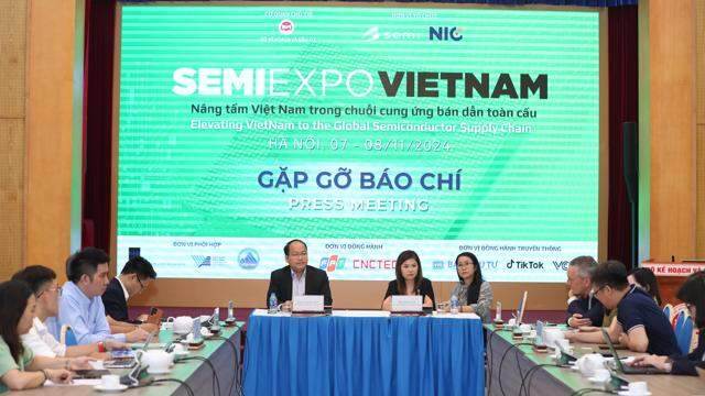 Việt Nam khẳng định vị thế then chốt trong chuỗi cung ứng bán dẫn toàn cầu