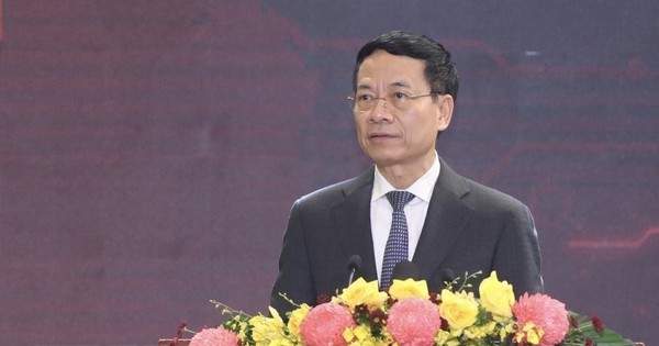 Việt Nam muốn trở thành nước phát triển có thu nhập cao thì bắt buộc phải chuyển đổi số