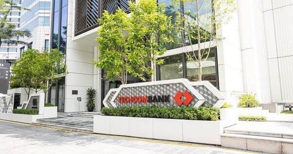 Hậu “ly hôn nghìn tỷ”, Techcombank có tìm người mới?